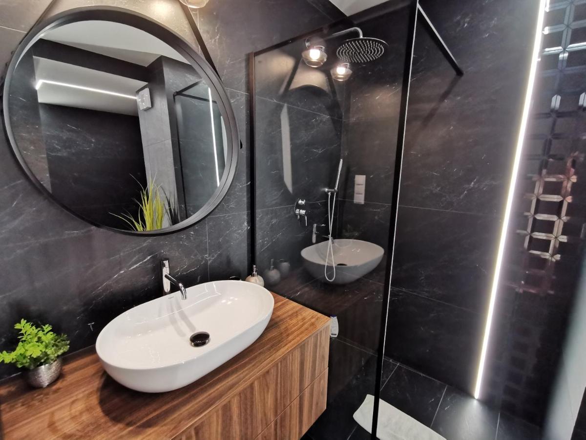 Apartamenty Kielce- Apartament Szmaragd Przy Zalew Kielecki, Faktura, Parking, Centrum المظهر الخارجي الصورة