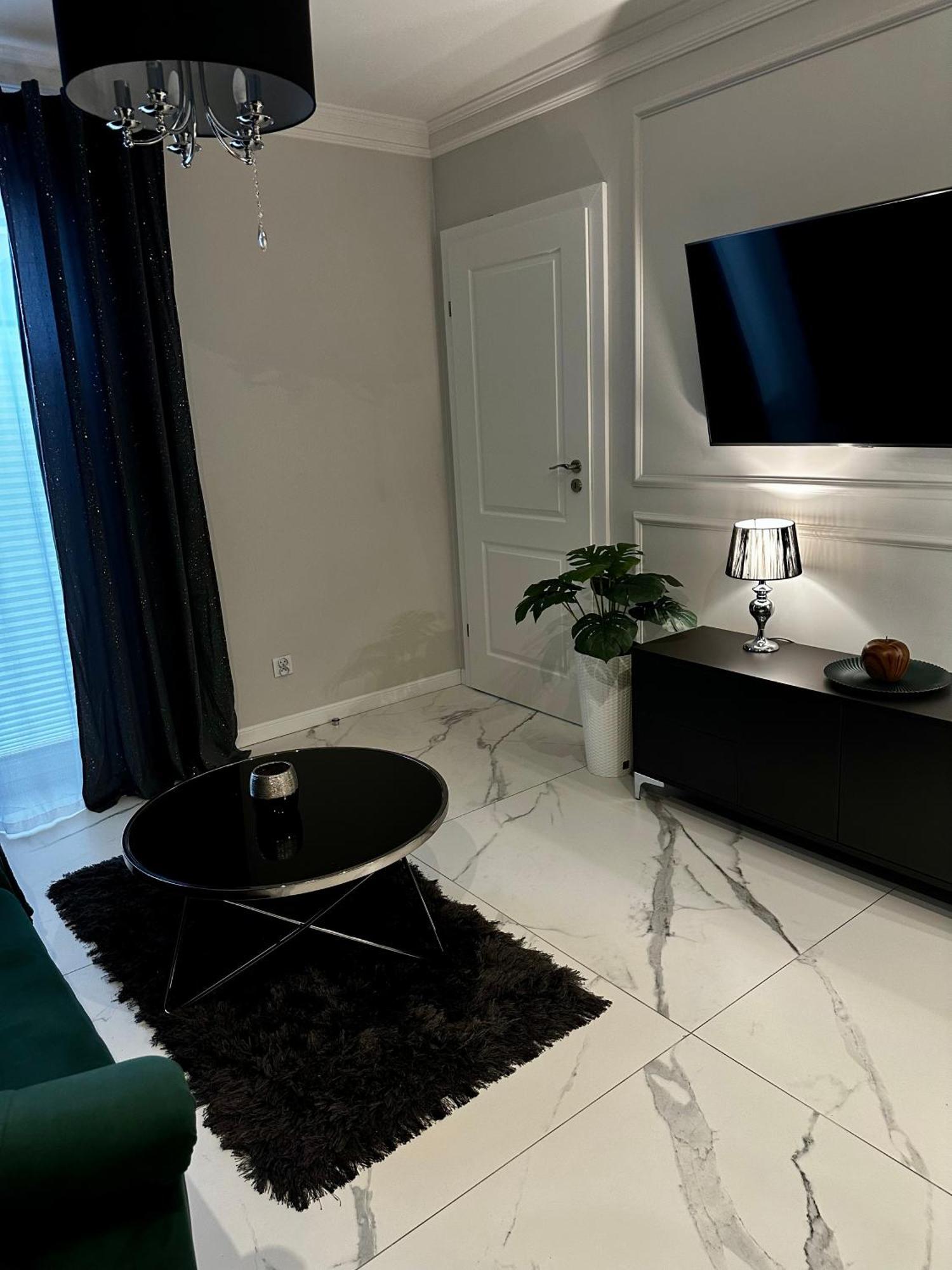 Apartamenty Kielce- Apartament Szmaragd Przy Zalew Kielecki, Faktura, Parking, Centrum المظهر الخارجي الصورة